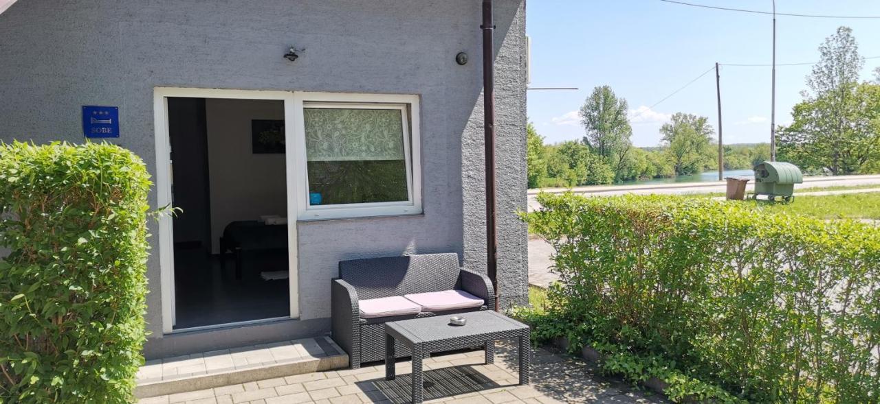 Apartments Cindra Karlovac Εξωτερικό φωτογραφία