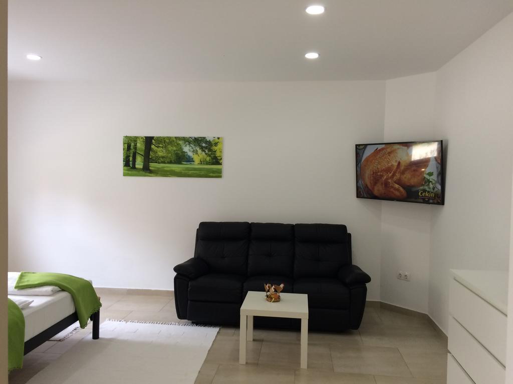 Apartments Cindra Karlovac Εξωτερικό φωτογραφία